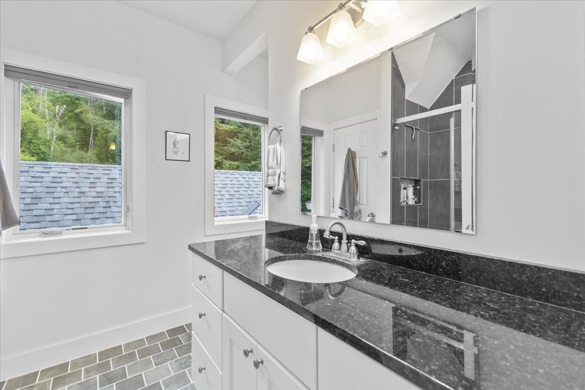 Stowe, Vermont, 05672, United States, 2 Bedrooms Bedrooms, ,1 BathroomBathrooms,Residential,For Sale,1908811