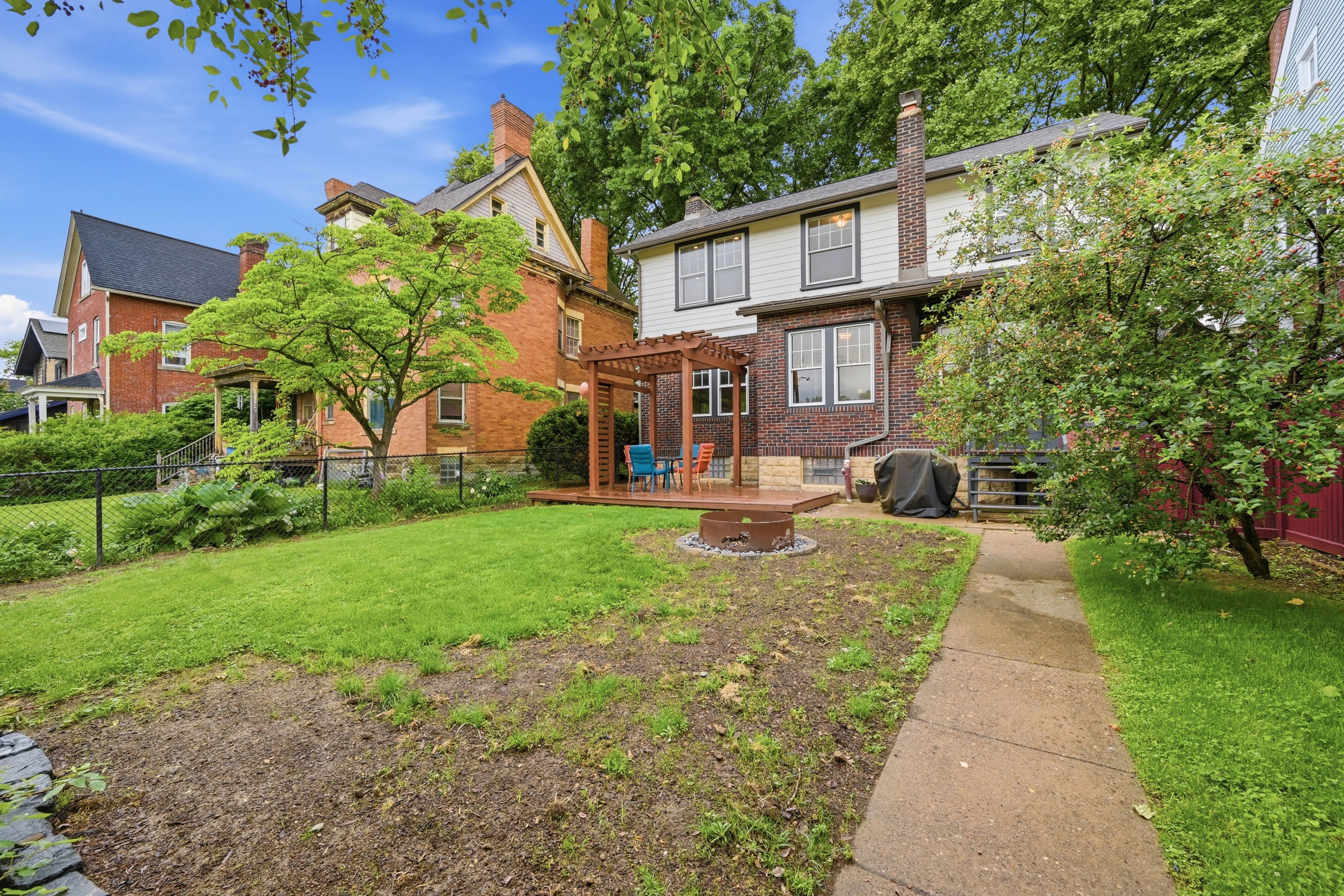  925 Mifflin Avenue, Pittsburgh, PA 15221 - 物件實景