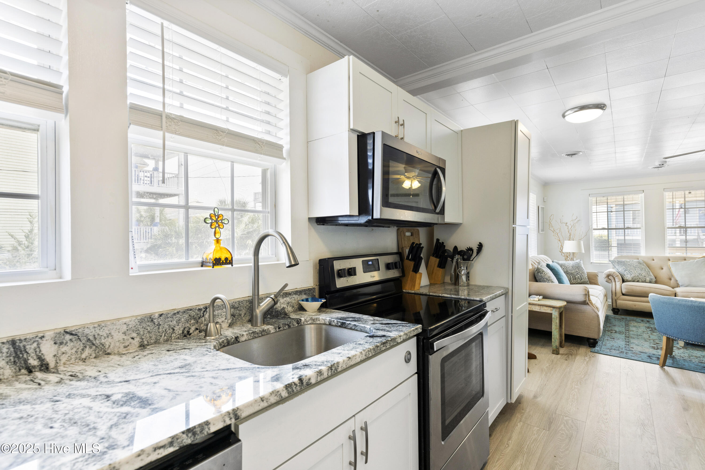 Carolina Beach, North Carolina, 28428, United States, 3 Bedrooms Bedrooms, ,2 BathroomsBathrooms,Residential,For Sale,1837504
