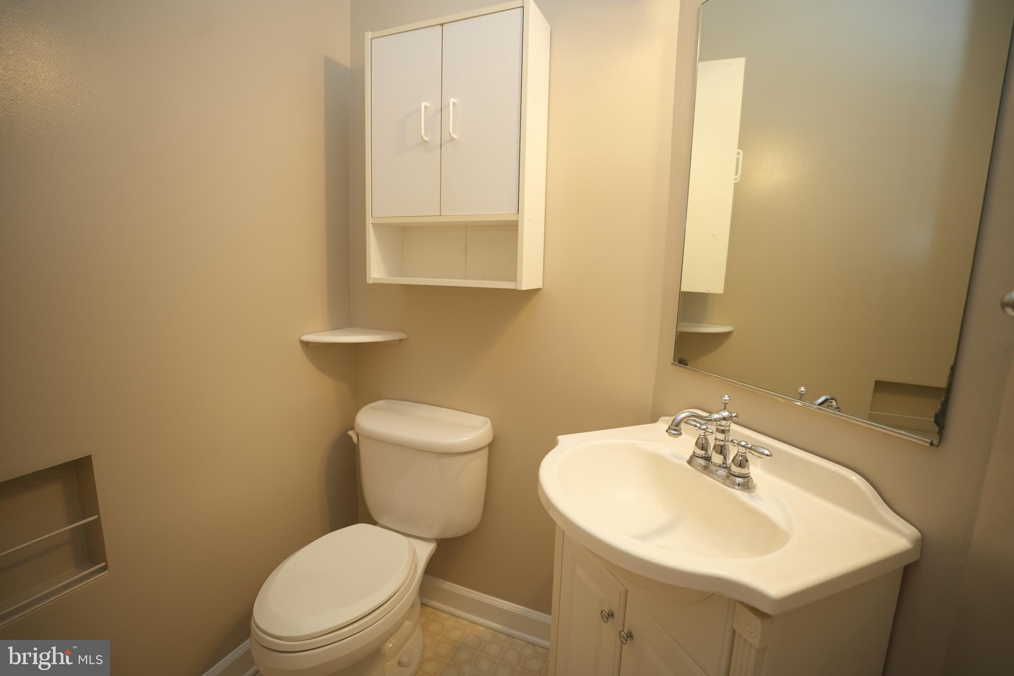 Leonardtown, Maryland, 20650, United States, 4 Bedrooms Bedrooms, ,3 BathroomsBathrooms,Residential,For Sale,1981999