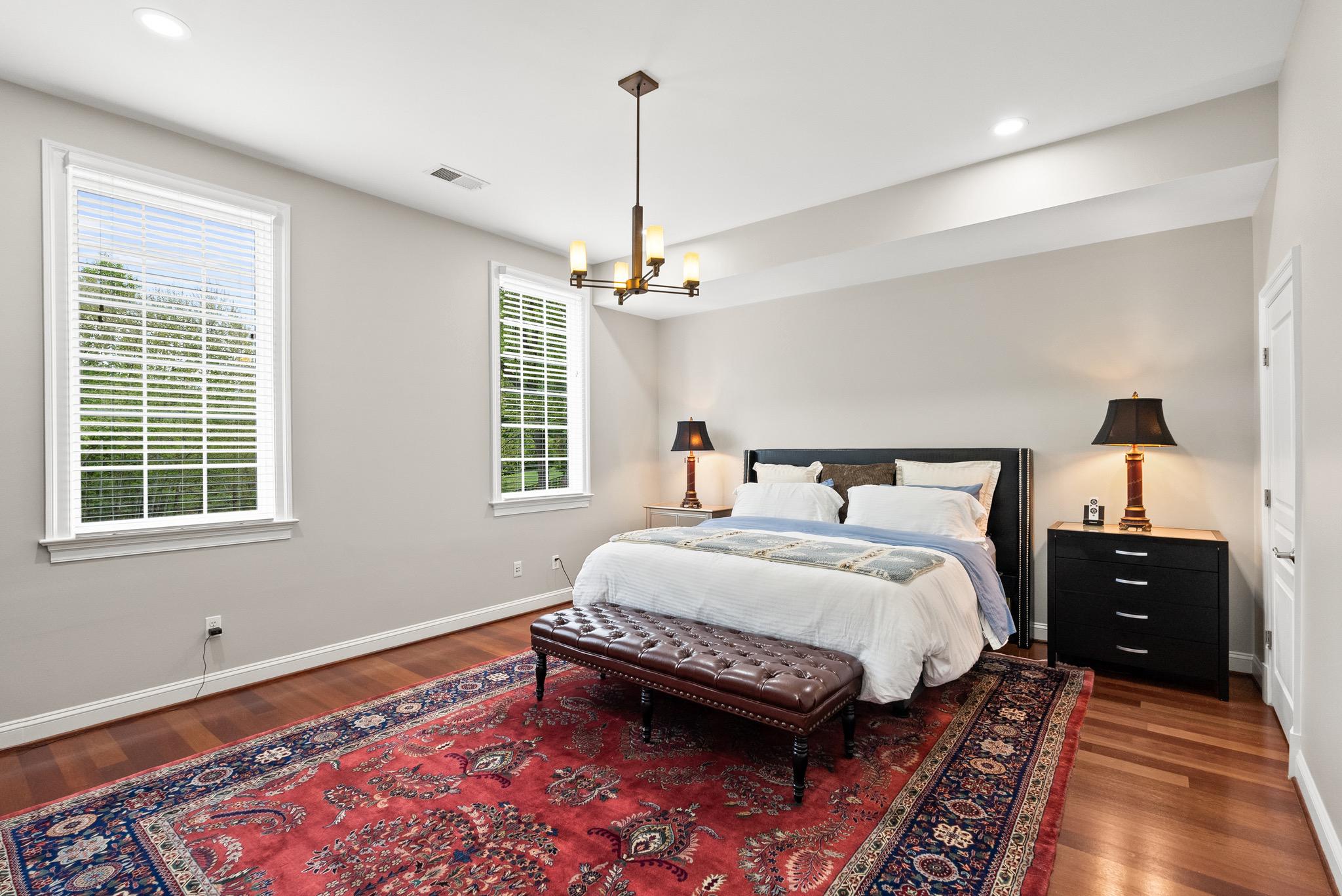  9111 Dara Lane, Great Falls, VA, 22066 - 物件實景