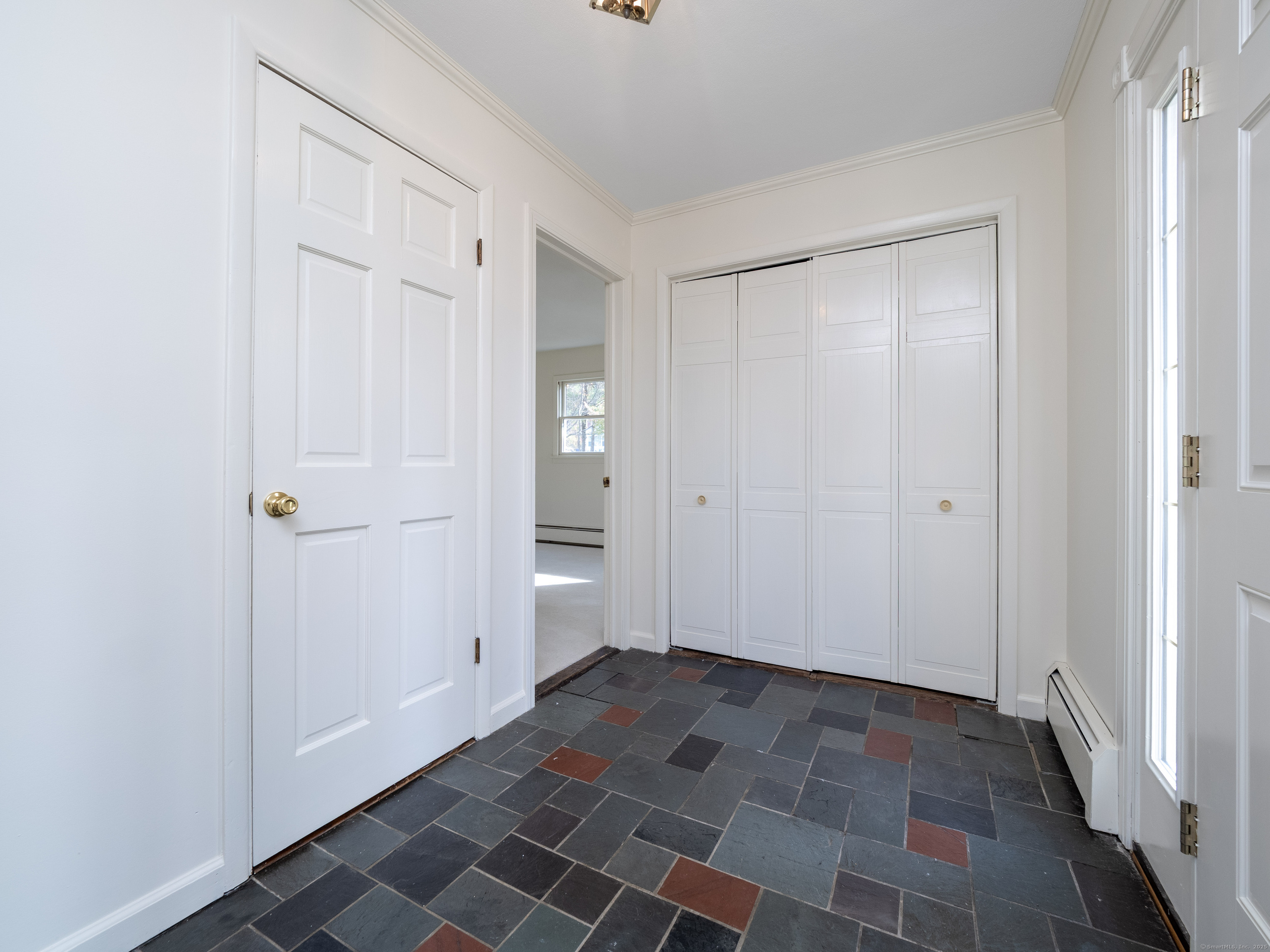 Ridgefield, Connecticut, 06877, United States, 4 Bedrooms Bedrooms, ,2 BathroomsBathrooms,Residential,For Sale,1989394