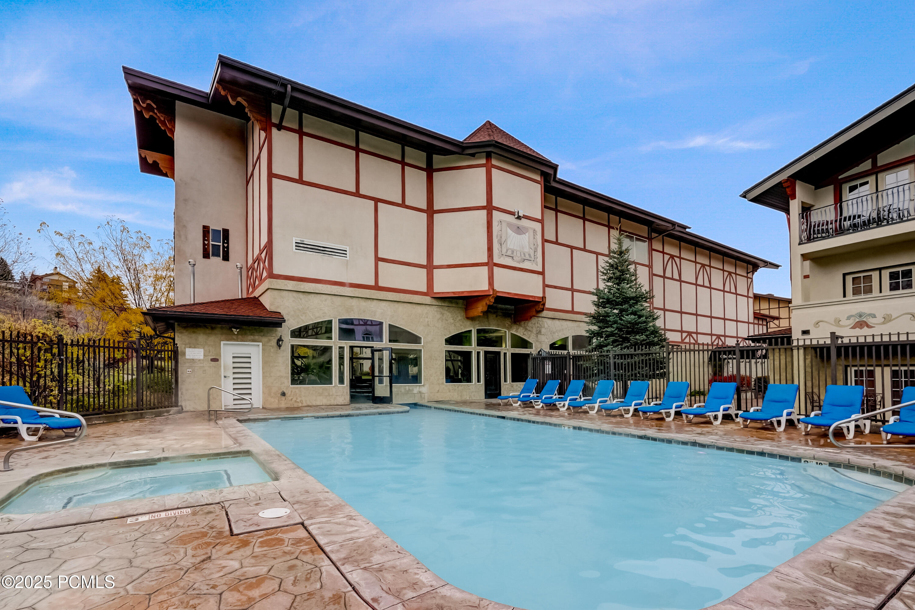 Midway, Utah, 84049, United States, 3 Bedrooms Bedrooms, ,3 BathroomsBathrooms,Residential,For Sale,1826612