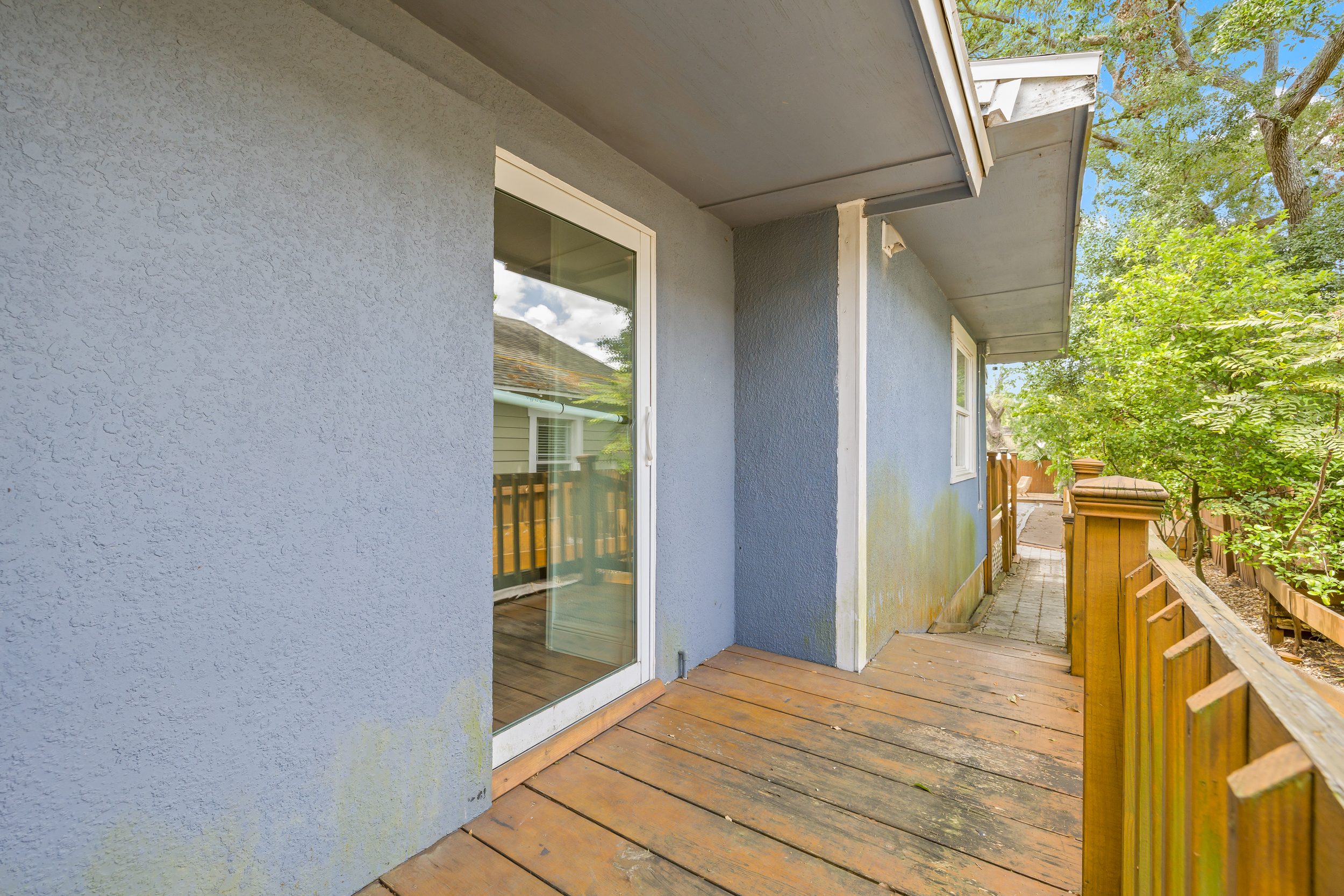 Tampa, Florida, 33604, United States, 3 Bedrooms Bedrooms, ,2 BathroomsBathrooms,Residential,For Sale,1927688