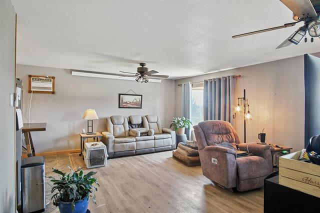 Hot Springs, South Dakota, 57747, United States, 4 Bedrooms Bedrooms, ,2 BathroomsBathrooms,Residential,For Sale,1888090