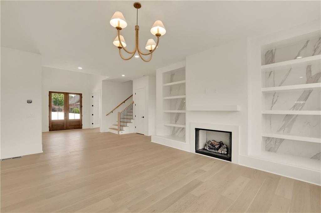 Suwanee, Georgia, 30024, United States, 6 Bedrooms Bedrooms, ,7 BathroomsBathrooms,Residential,For Sale,1795311