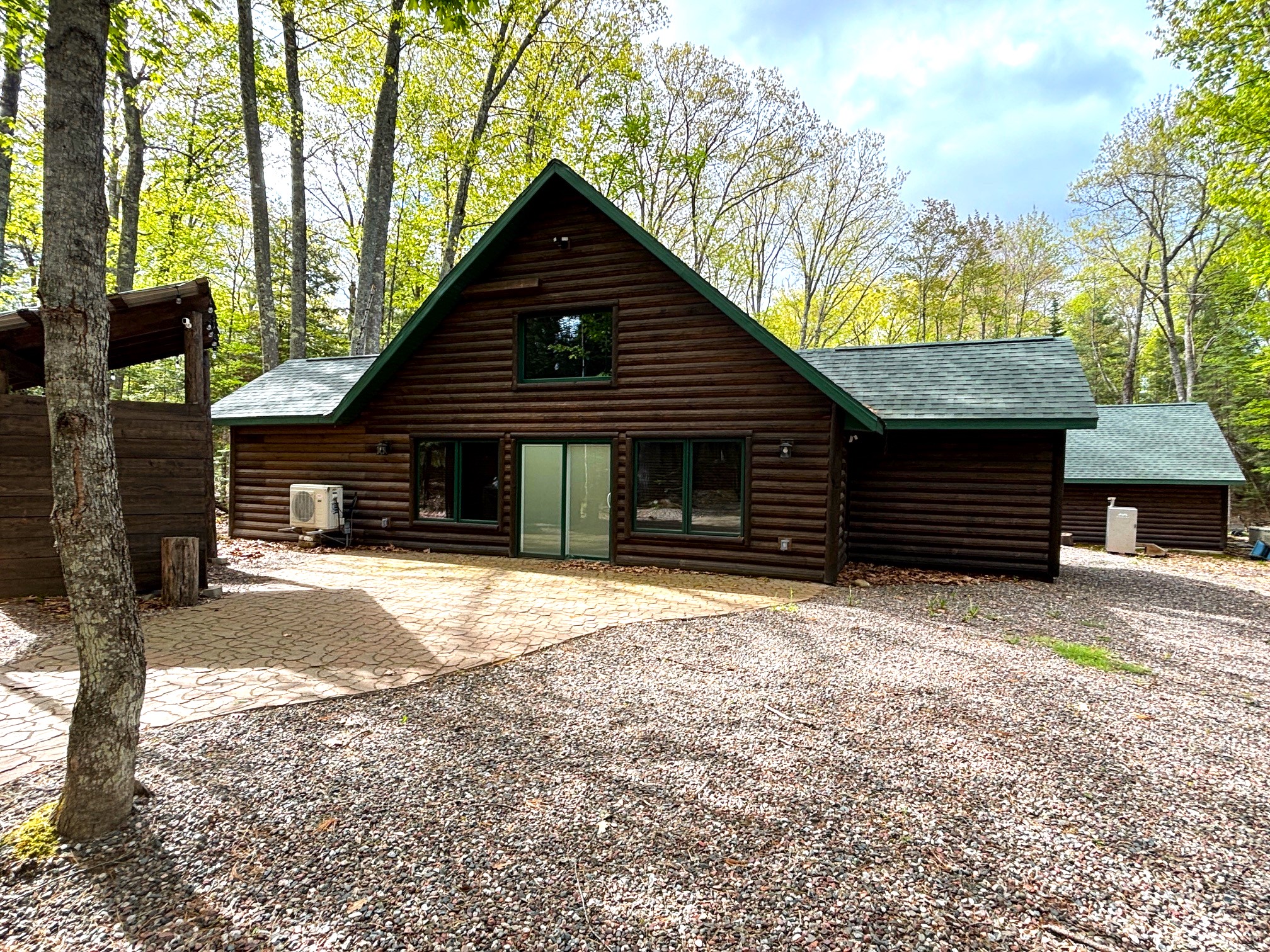 Boulder Junction, Wisconsin, 54512, United States, 3 Bedrooms Bedrooms, ,3 BathroomsBathrooms,Residential,For Sale,1878844