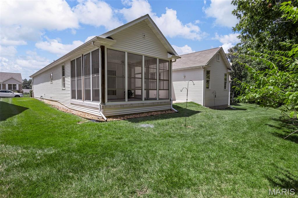 Lake St Louis, Missouri, 63367, United States, 2 Bedrooms Bedrooms, ,2 BathroomsBathrooms,Residential,For Sale,1901912