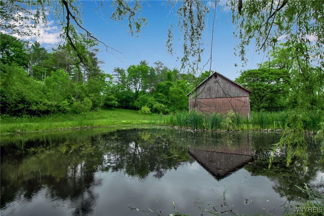 Aurora, New York, 14052, United States, 3 Bedrooms Bedrooms, ,3 BathroomsBathrooms,Residential,For Sale,1865001