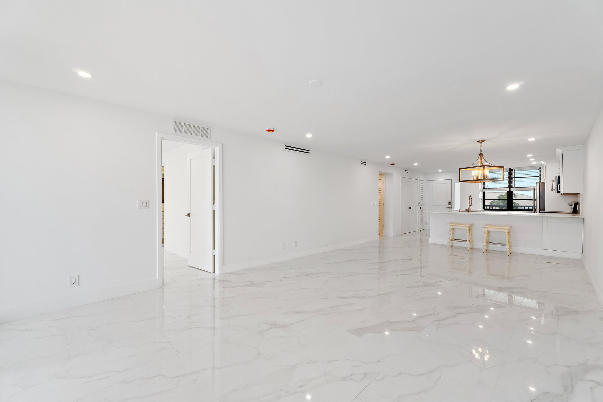  911 Ocean Drive, Juno Beach, FL, 33408 - 物件實景