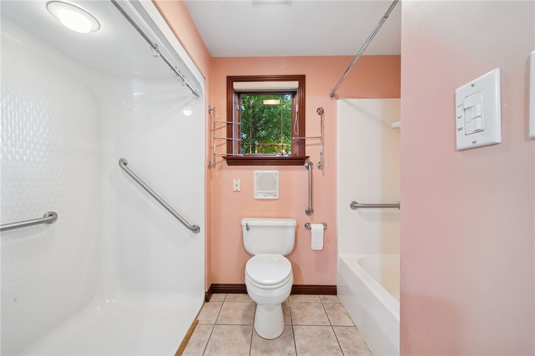 North Huntingdon, Pennsylvania, 15642, United States, 3 Bedrooms Bedrooms, ,3 BathroomsBathrooms,Residential,For Sale,1980425