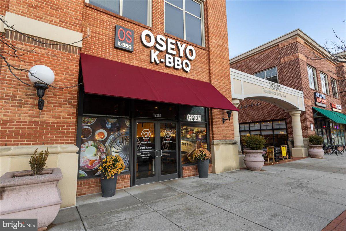 Leesburg, Virginia, 20176, United States, 3 Bedrooms Bedrooms, ,4 BathroomsBathrooms,Residential,For Sale,2003528