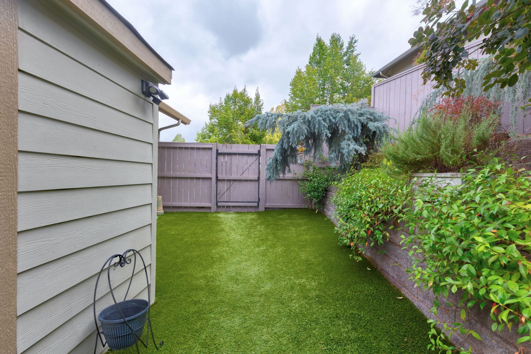  2212 SE Linden Lane Grants Pass, OR 97527 - 物件實景