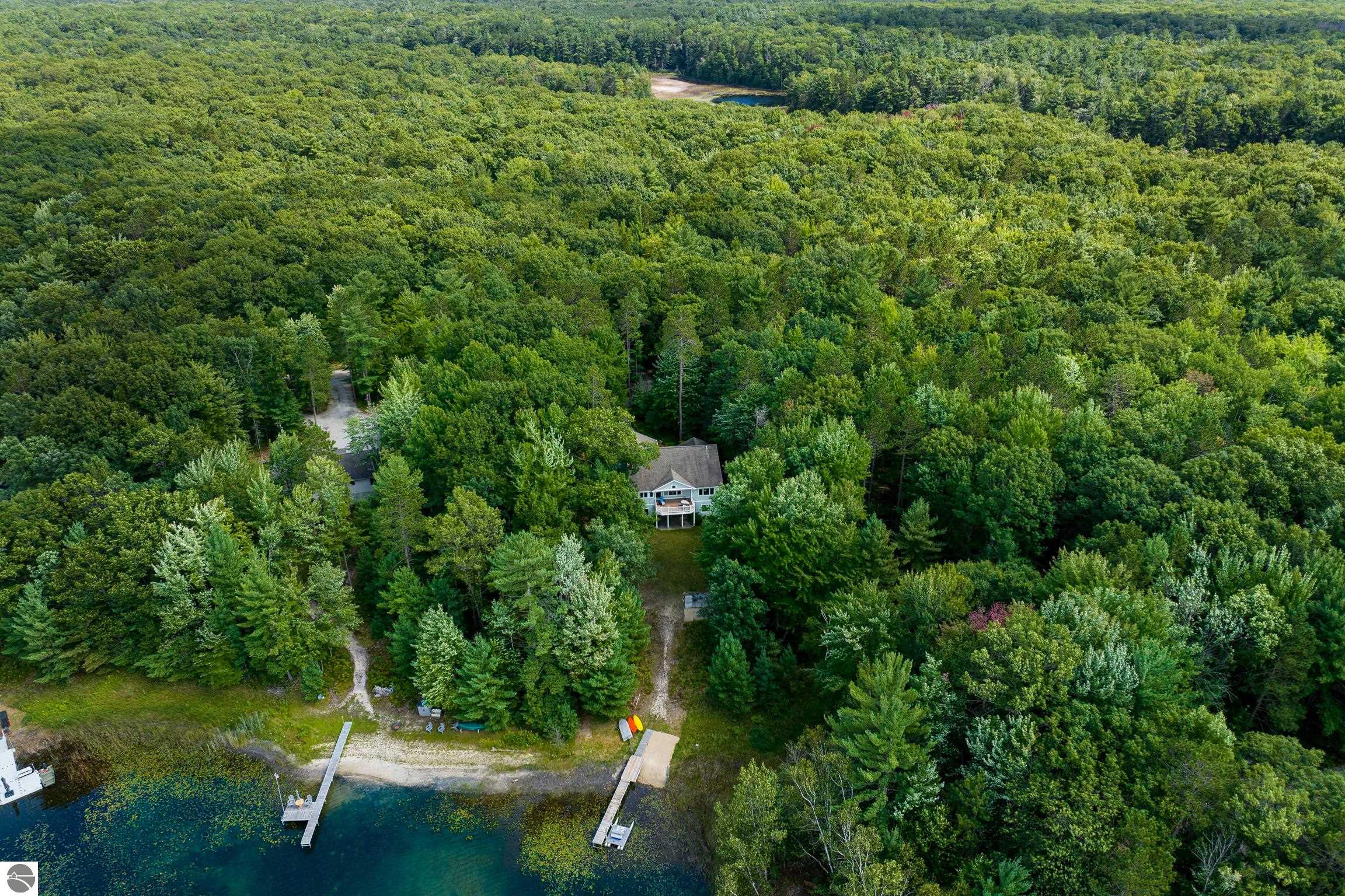 Traverse City, Michigan, 49696, United States, 4 Bedrooms Bedrooms, ,2 BathroomsBathrooms,Residential,For Sale,1975308