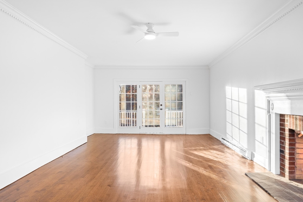 Franklin, Massachusetts, 02038, United States, 4 Bedrooms Bedrooms, ,2 BathroomsBathrooms,Residential,For Sale,2005165