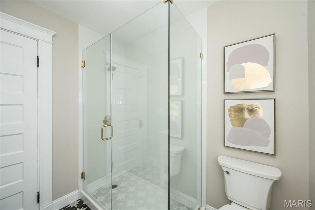 St Louis, Missouri, 63105, United States, 4 Bedrooms Bedrooms, ,4 BathroomsBathrooms,Residential,For Sale,1901233