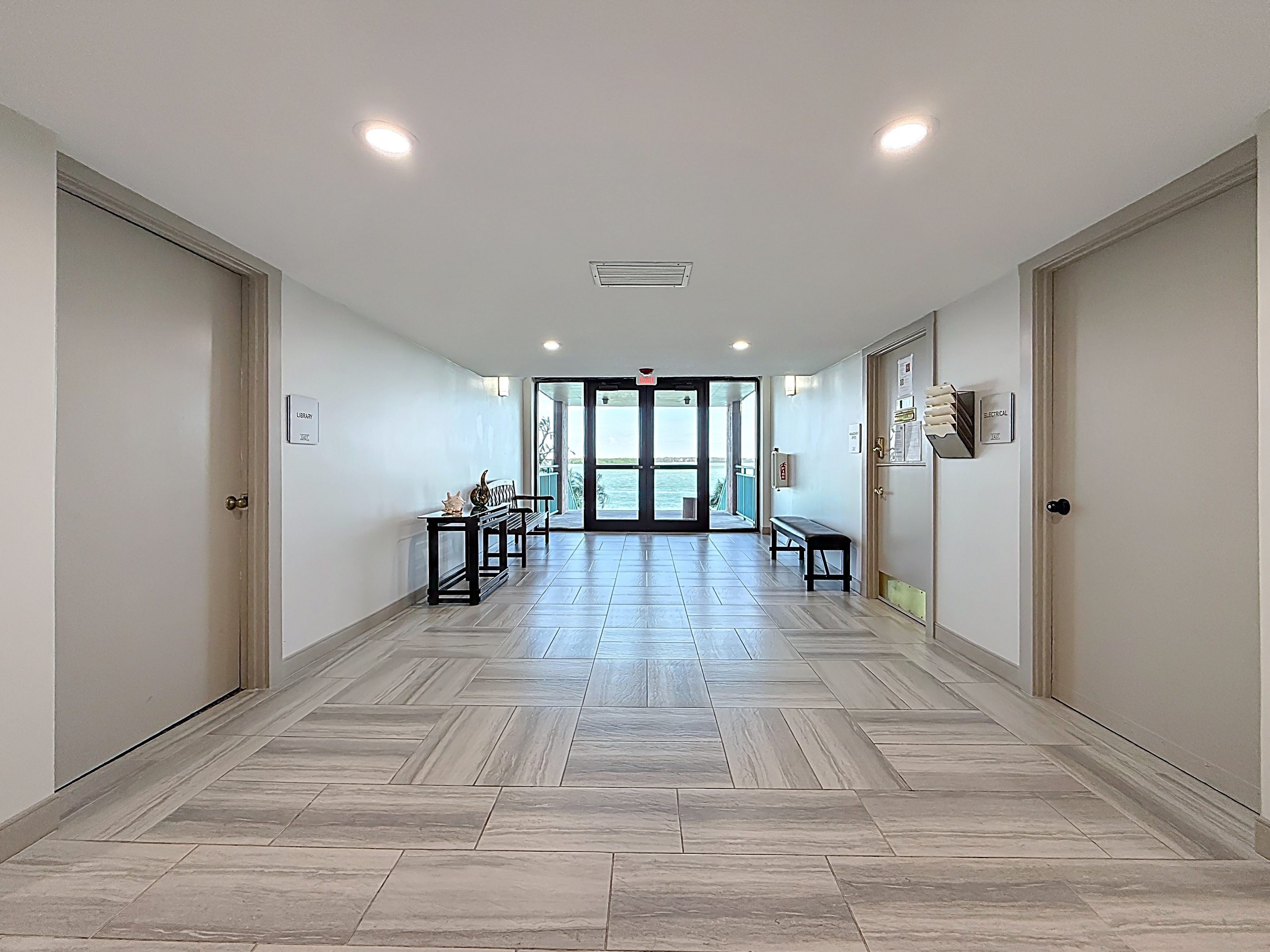 Treasure Island, Florida, 33706, United States, 3 Bedrooms Bedrooms, ,3 BathroomsBathrooms,Residential,For Sale,1983307