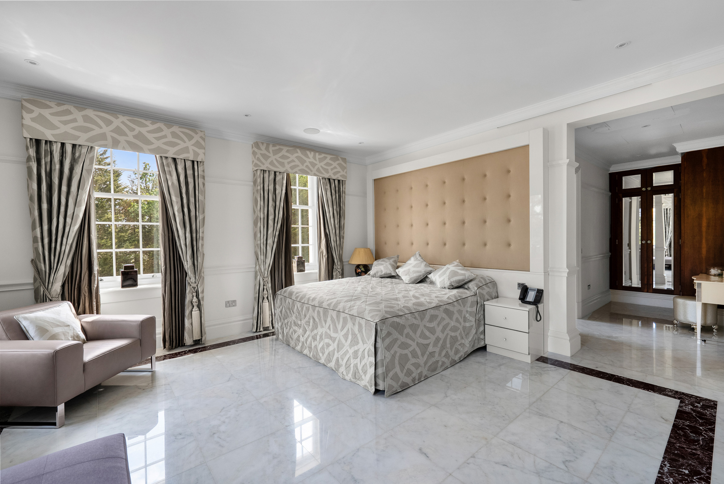  A Magnificent Eight-Bedroom Mansion in Wentworth Estate - 物件實景