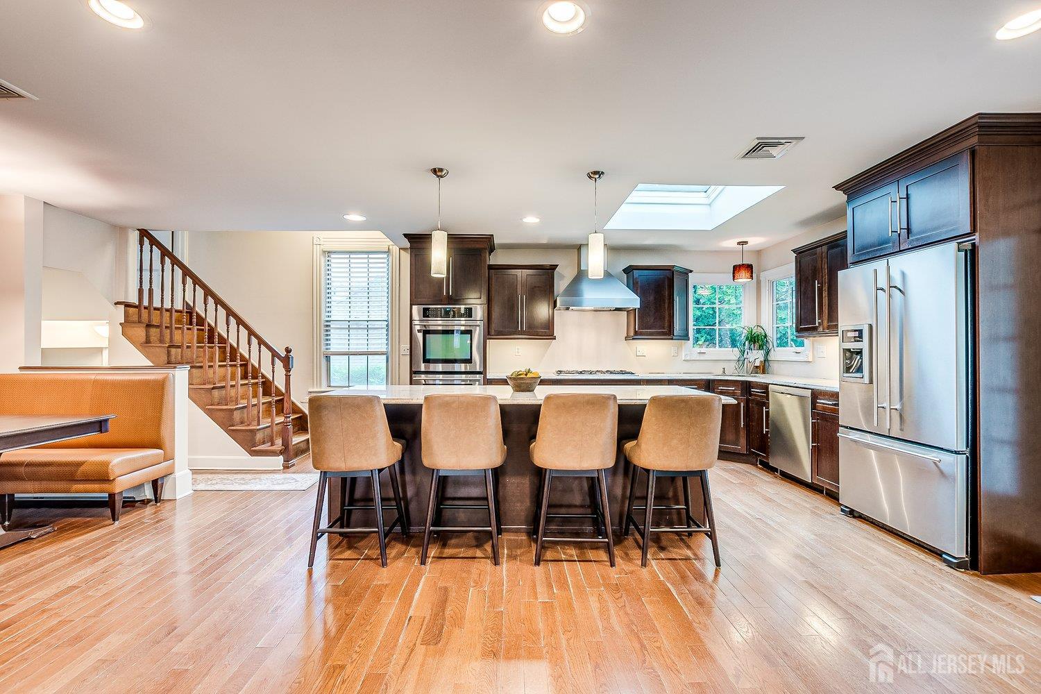Metuchen, New Jersey, 08840, United States, 5 Bedrooms Bedrooms, ,3 BathroomsBathrooms,Residential,For Sale,1903678
