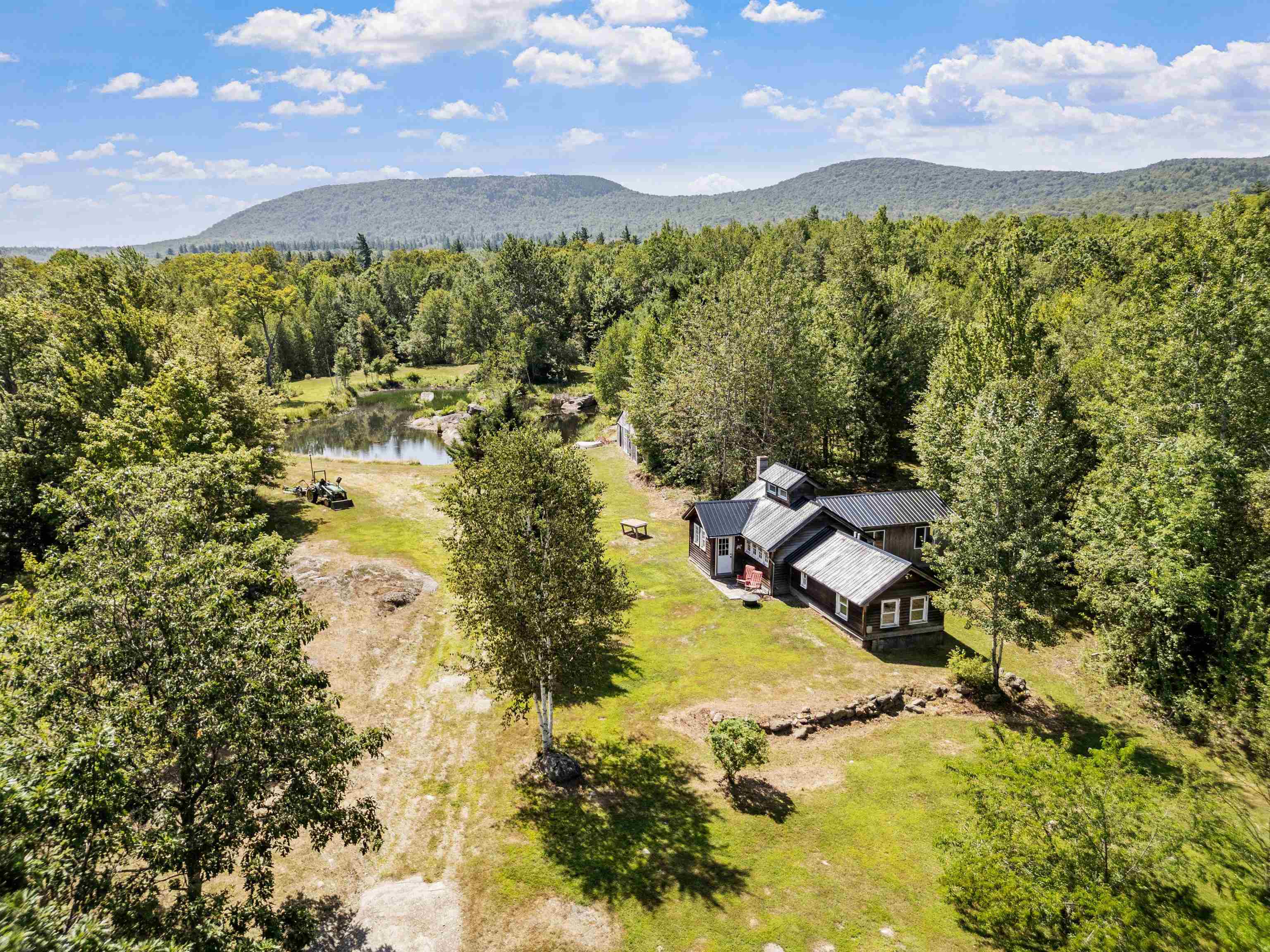 Bradford, New Hampshire, 03221, United States, 4 Bedrooms Bedrooms, ,1 BathroomBathrooms,Residential,For Sale,1924842