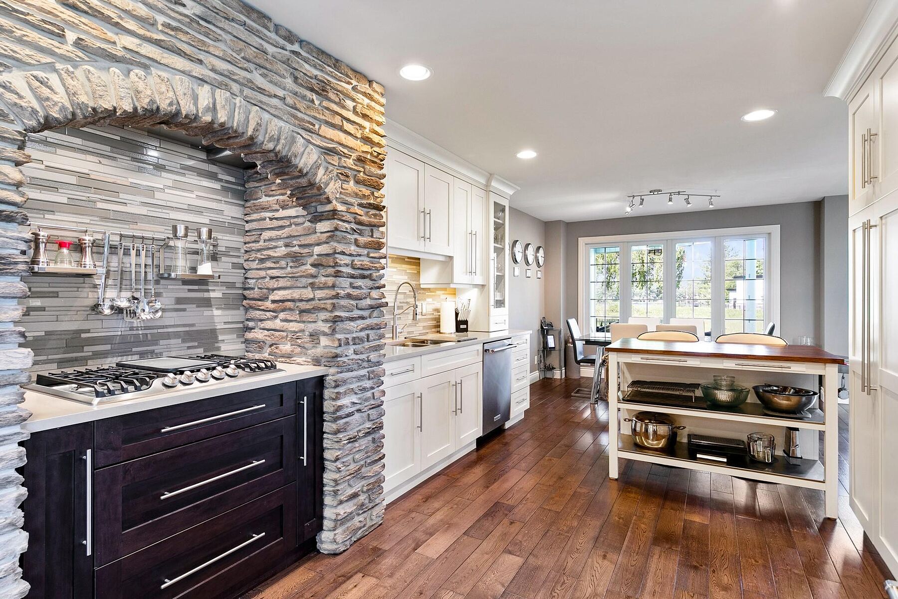  Beautiful Waterview Property - 物件實景