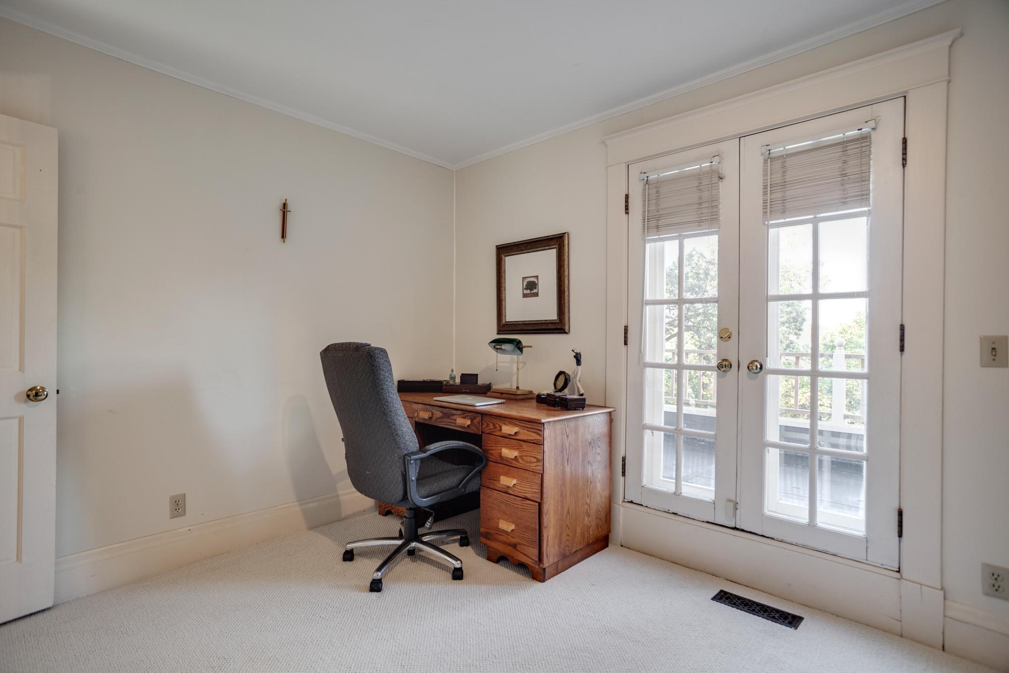 Minneapolis, Minnesota, 55408, United States, 5 Bedrooms Bedrooms, ,2 BathroomsBathrooms,Residential,For Sale,1960764