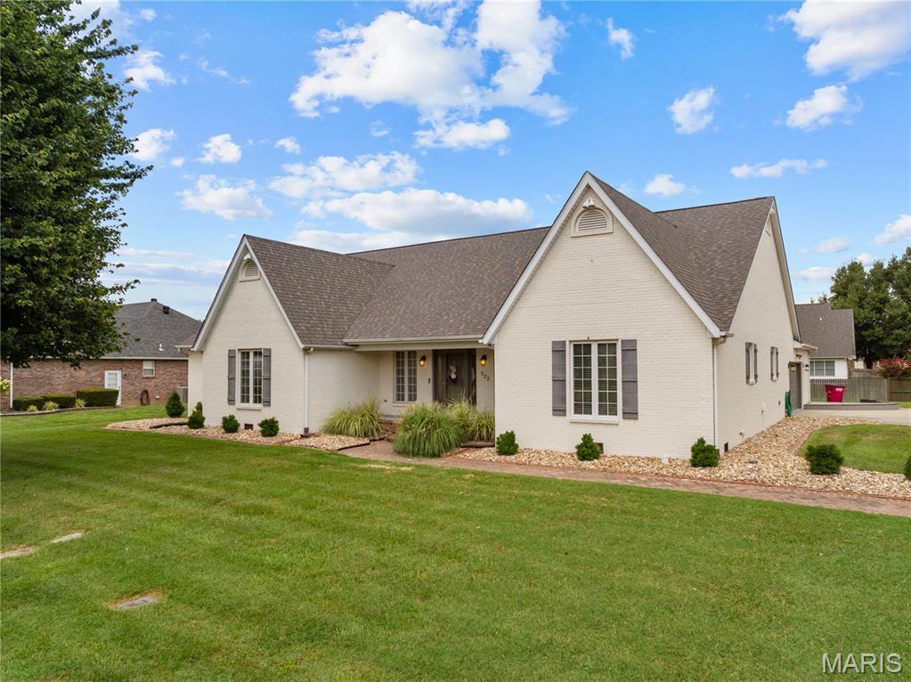 Sikeston, Missouri, 63801, United States, 3 Bedrooms Bedrooms, ,4 BathroomsBathrooms,Residential,For Sale,1927831