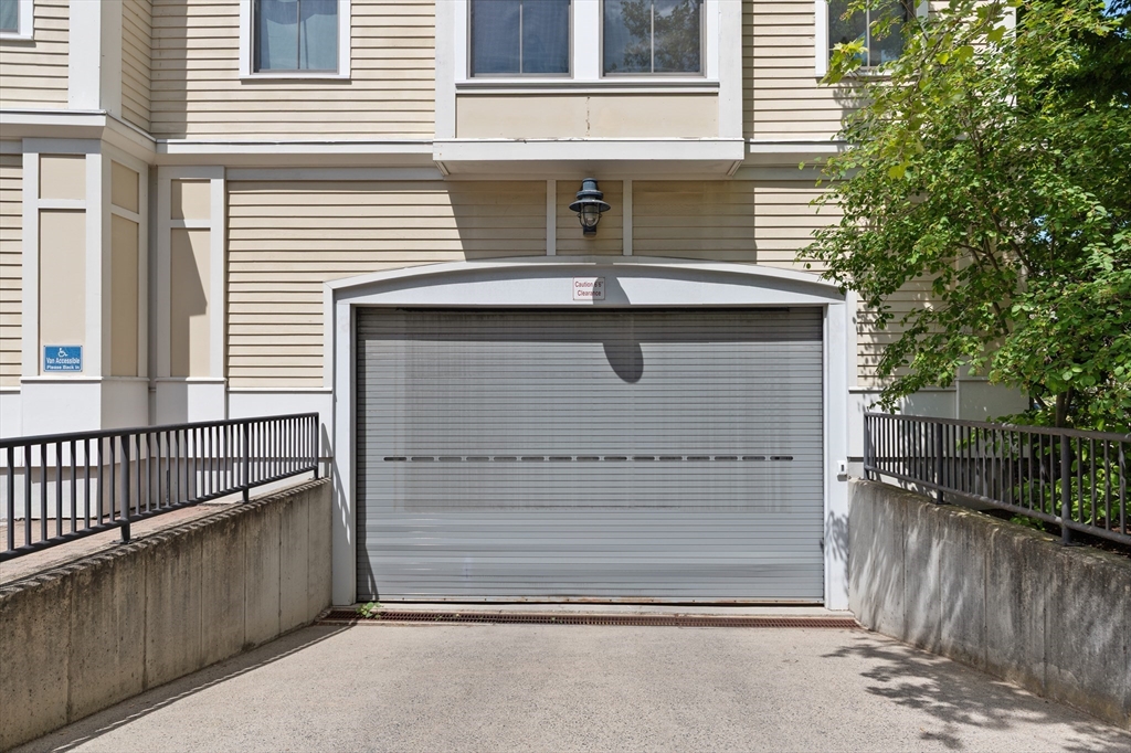 Somerville, Massachusetts, 02143, United States, 1 Bedroom Bedrooms, ,1 BathroomBathrooms,Residential,For Sale,1911108