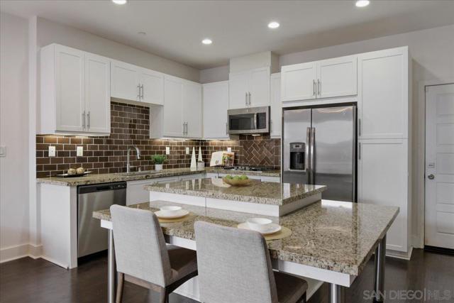 San Diego, California, 92108, United States, 3 Bedrooms Bedrooms, ,3 BathroomsBathrooms,Residential,For Sale,2005769