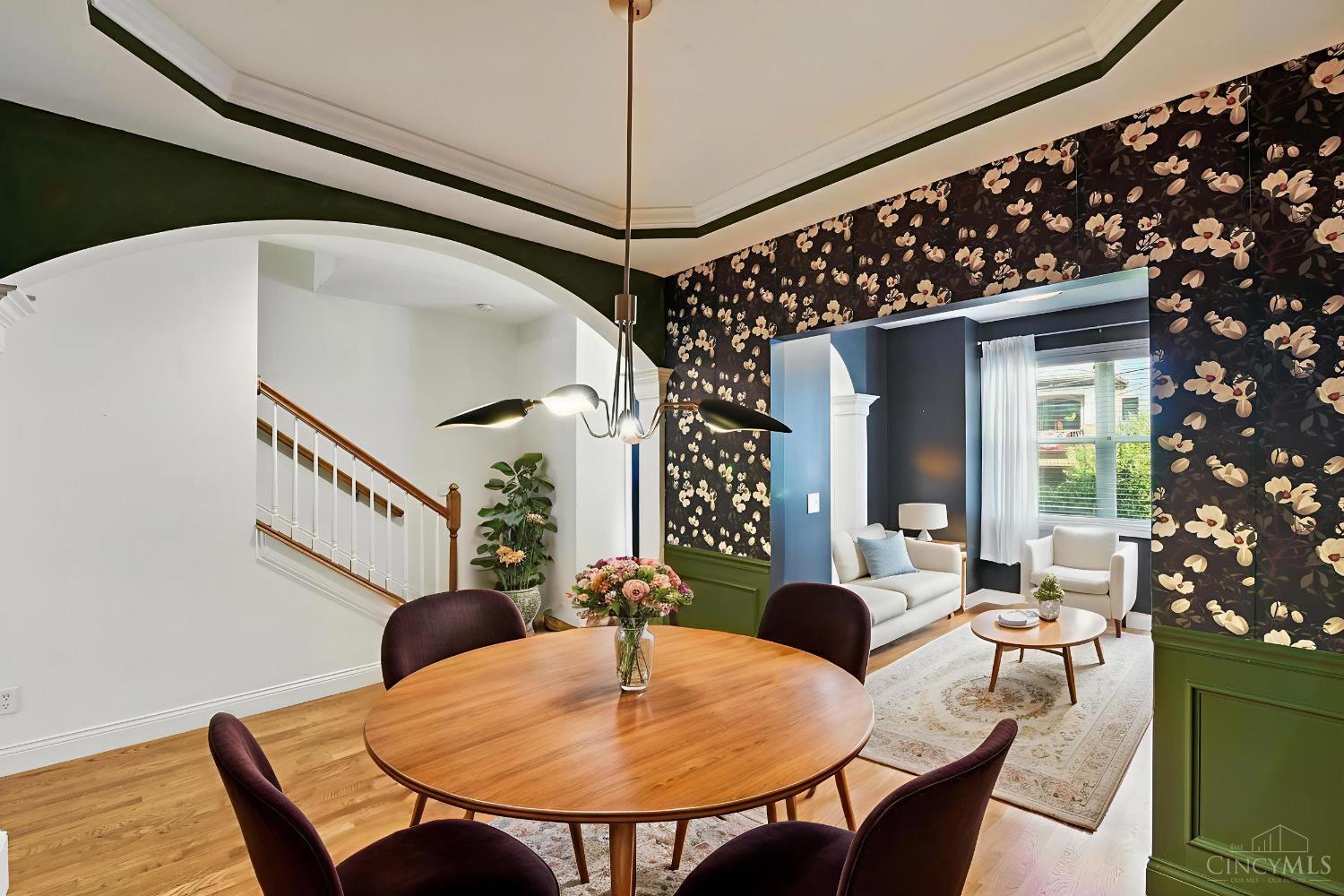 Cincinnati, Ohio, 45226, United States, 3 Bedrooms Bedrooms, ,4 BathroomsBathrooms,Residential,For Sale,1907461