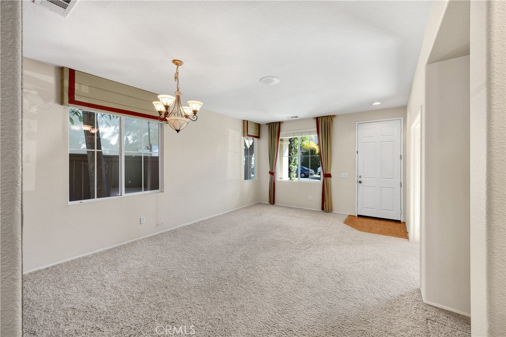 Moreno Valley, California, 92557, United States, 3 Bedrooms Bedrooms, ,3 BathroomsBathrooms,Residential,For Sale,1905836