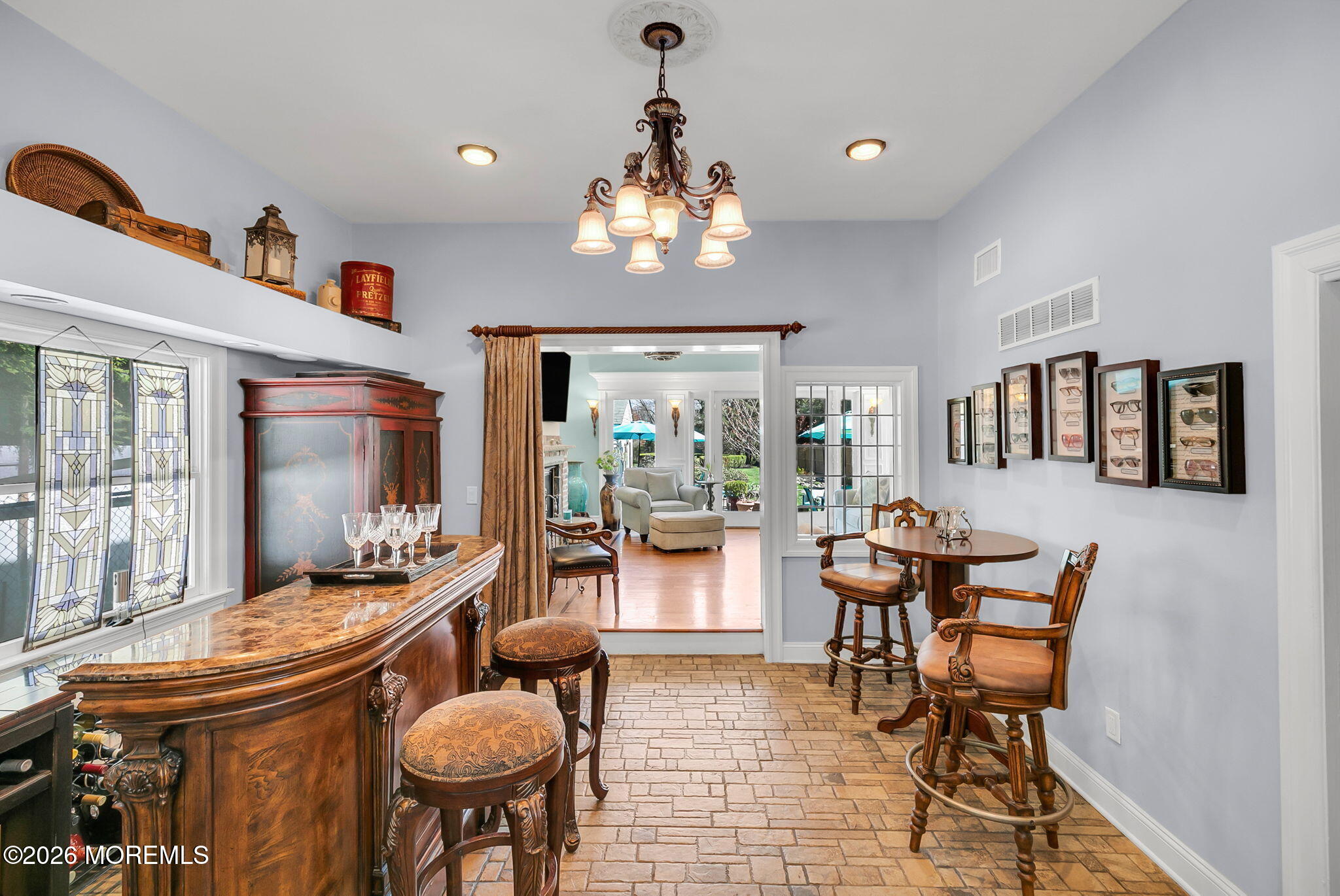 Red Bank, New Jersey, 07701, United States, ,3 BathroomsBathrooms,Residential,For Sale,2040176