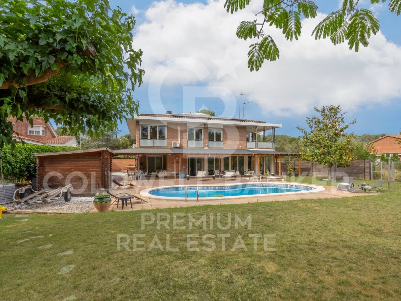 Sant Quirze del Vallès, Catalonia, ES, 7 Bedrooms Bedrooms, ,3 BathroomsBathrooms,Residential,For Sale,1483113