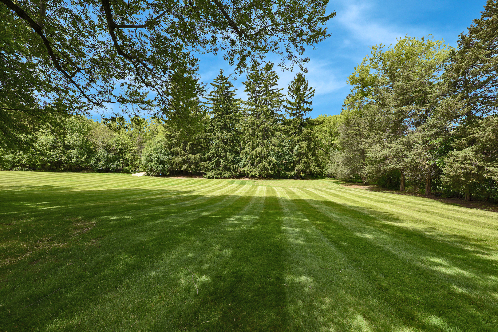Inverness, Illinois, 60067, United States, 6 Bedrooms Bedrooms, ,7 BathroomsBathrooms,Residential,For Sale,2047955