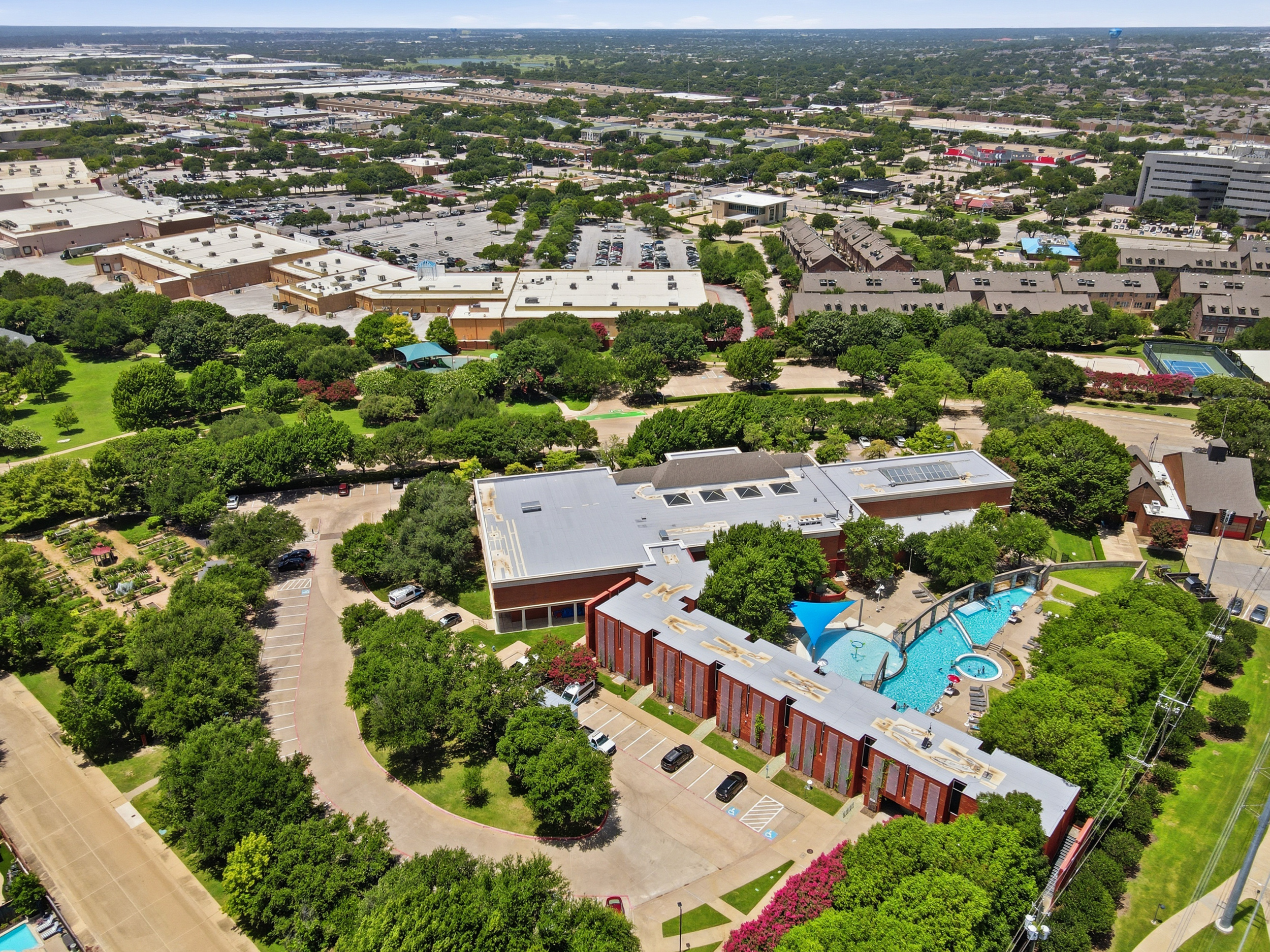  Updated Addison Gem  3 Beds + Game Room  Low-Maintenance Living - 物件實景