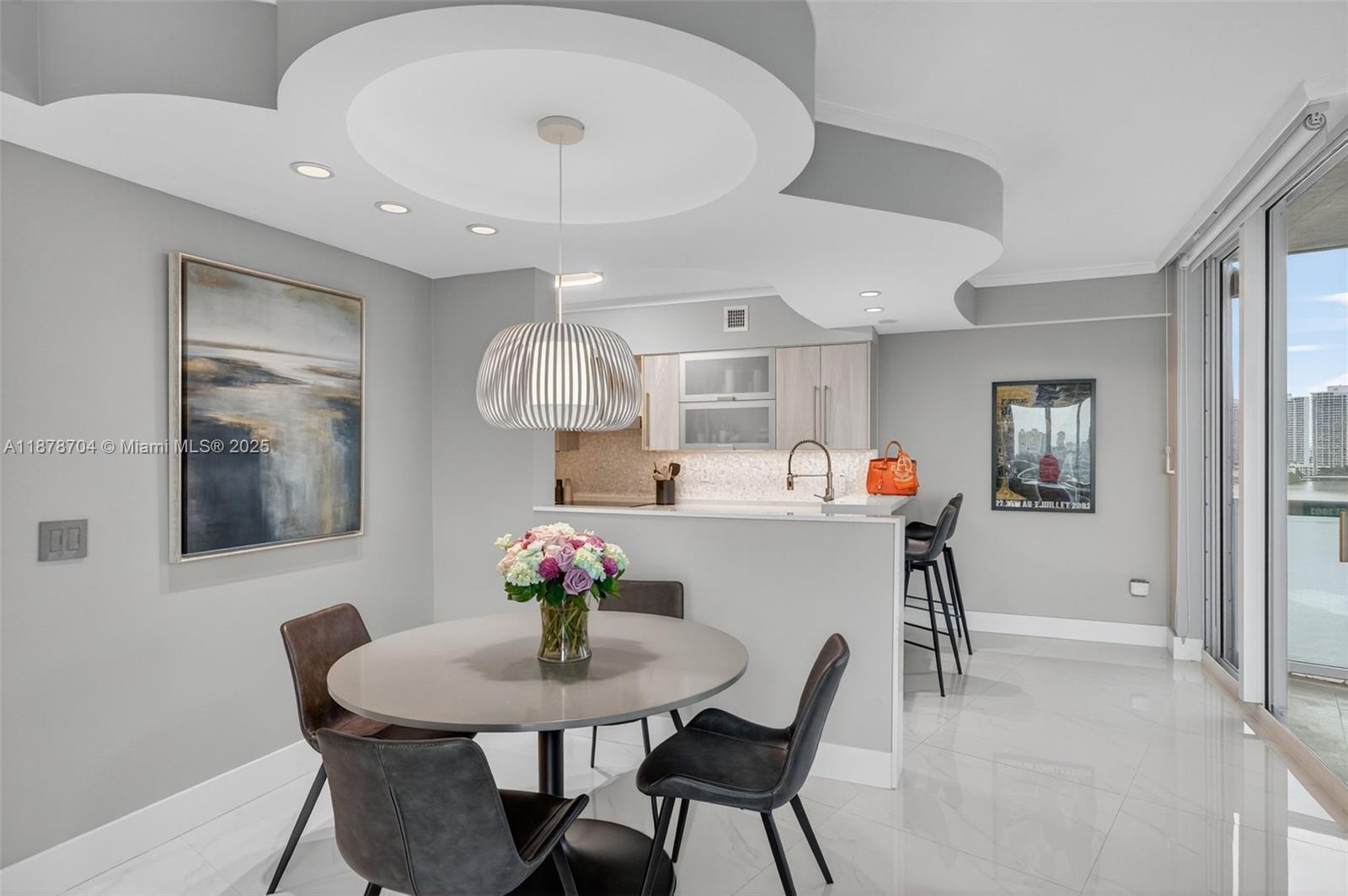 Aventura, Florida, 33180, United States, 2 Bedrooms Bedrooms, ,3 BathroomsBathrooms,Residential,For Sale,1947982