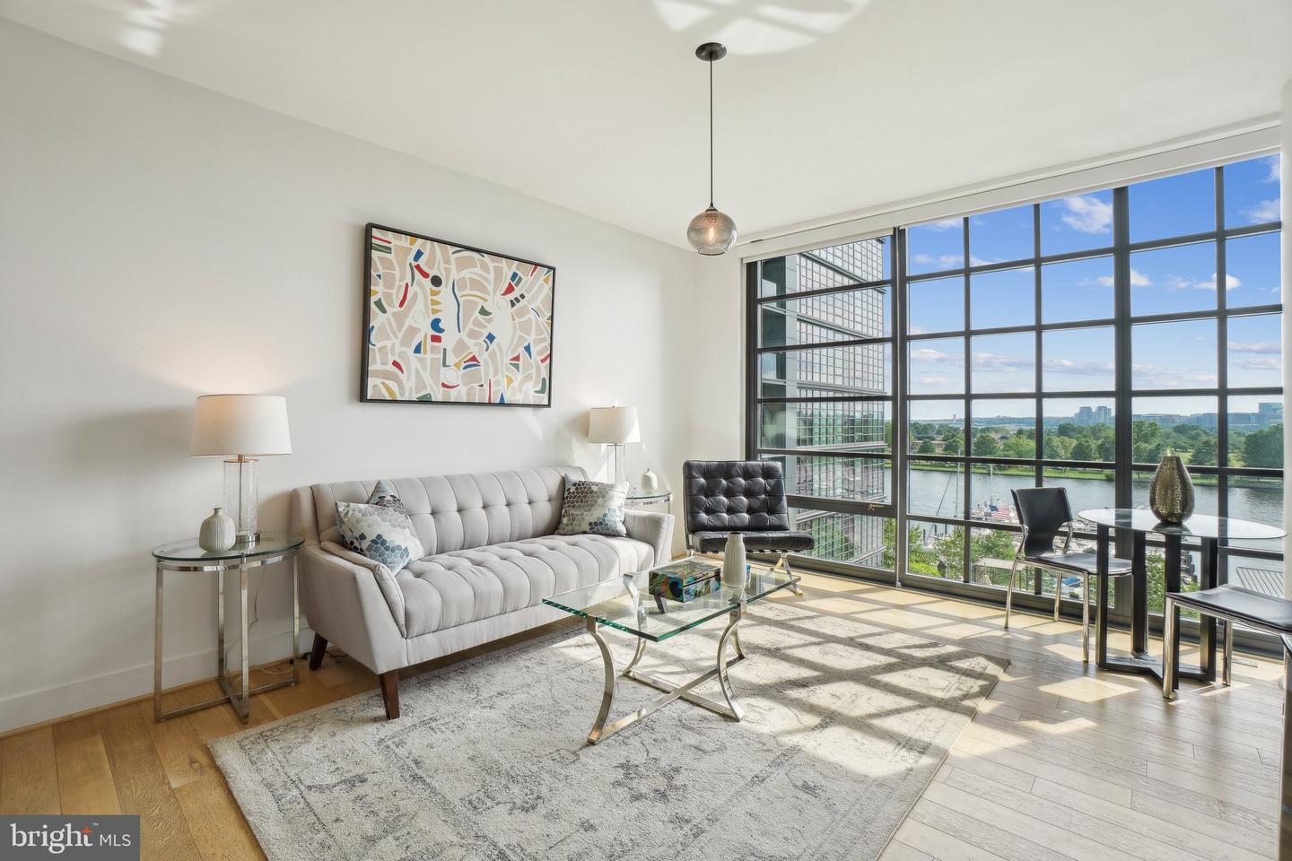 Washington, District of Columbia, 20024, United States, 1 Bedroom Bedrooms, ,1 BathroomBathrooms,Residential,For Sale,1805408