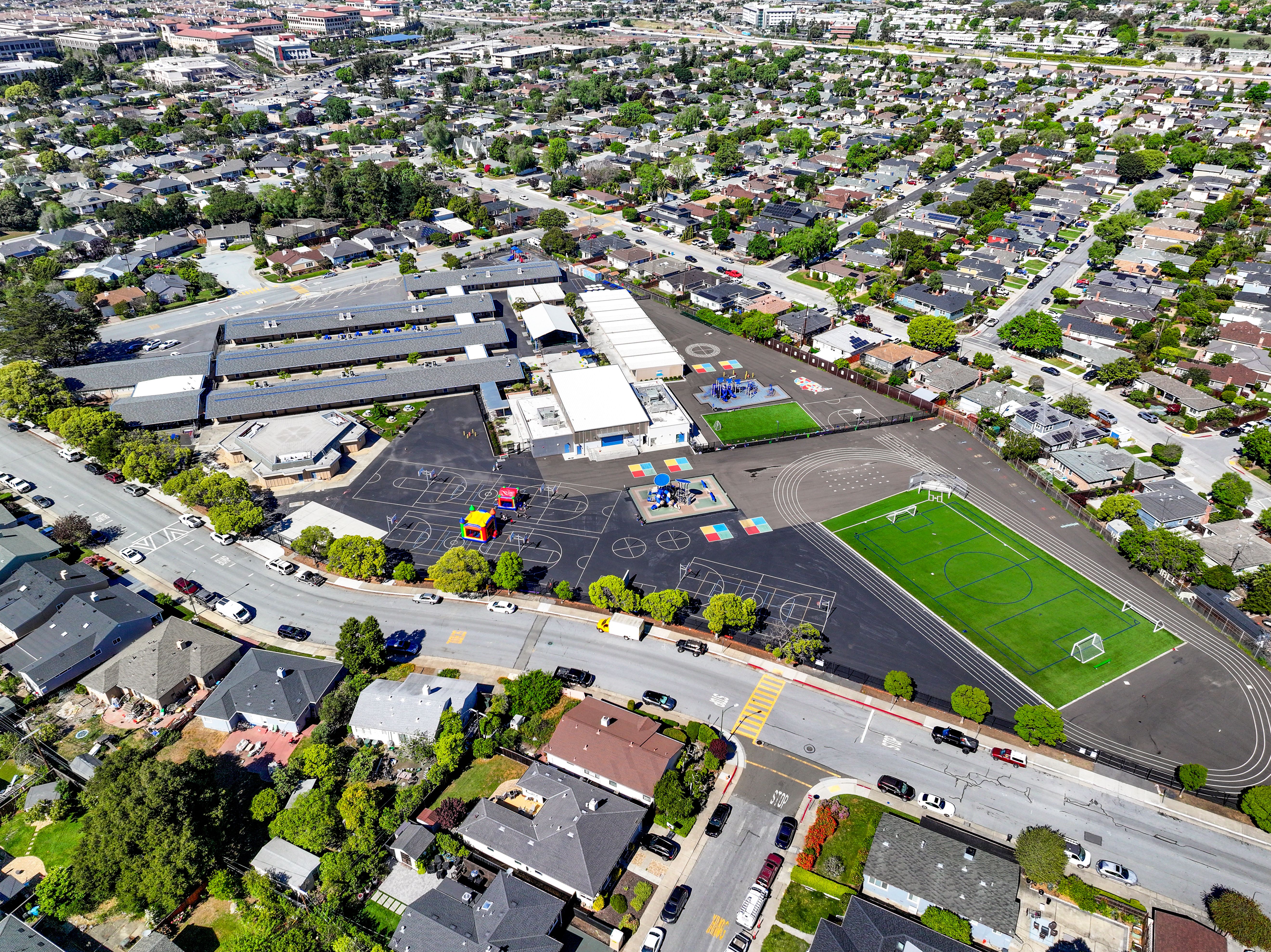  Single Story Rancher in Desirable San Mateo Village - 物件實景