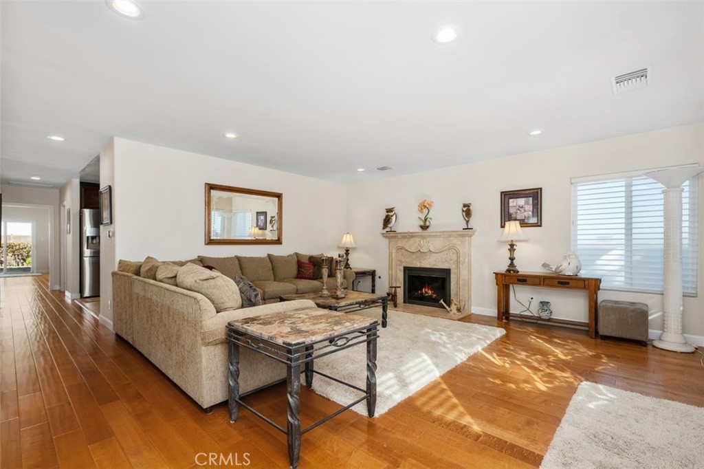 Torrance, California, 90505, United States, 4 Bedrooms Bedrooms, ,3 BathroomsBathrooms,Residential,For Sale,1992136