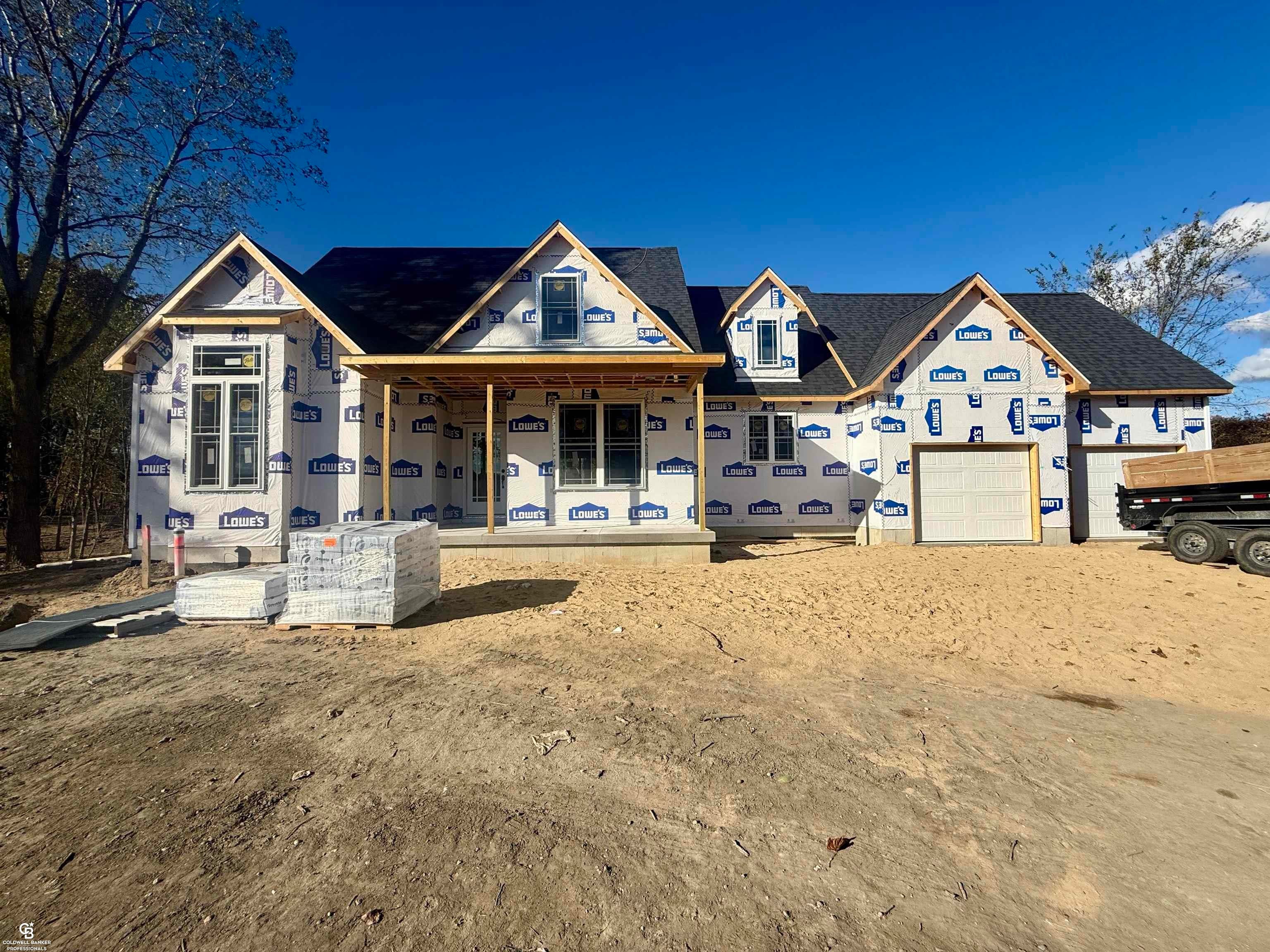 Saint Clair, Michigan, 48079, United States, 5 Bedrooms Bedrooms, ,3 BathroomsBathrooms,Residential,For Sale,1868315