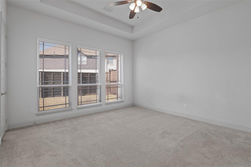 Shady Shores, Texas, 76208, United States, 4 Bedrooms Bedrooms, ,4 BathroomsBathrooms,Residential,For Sale,1983934