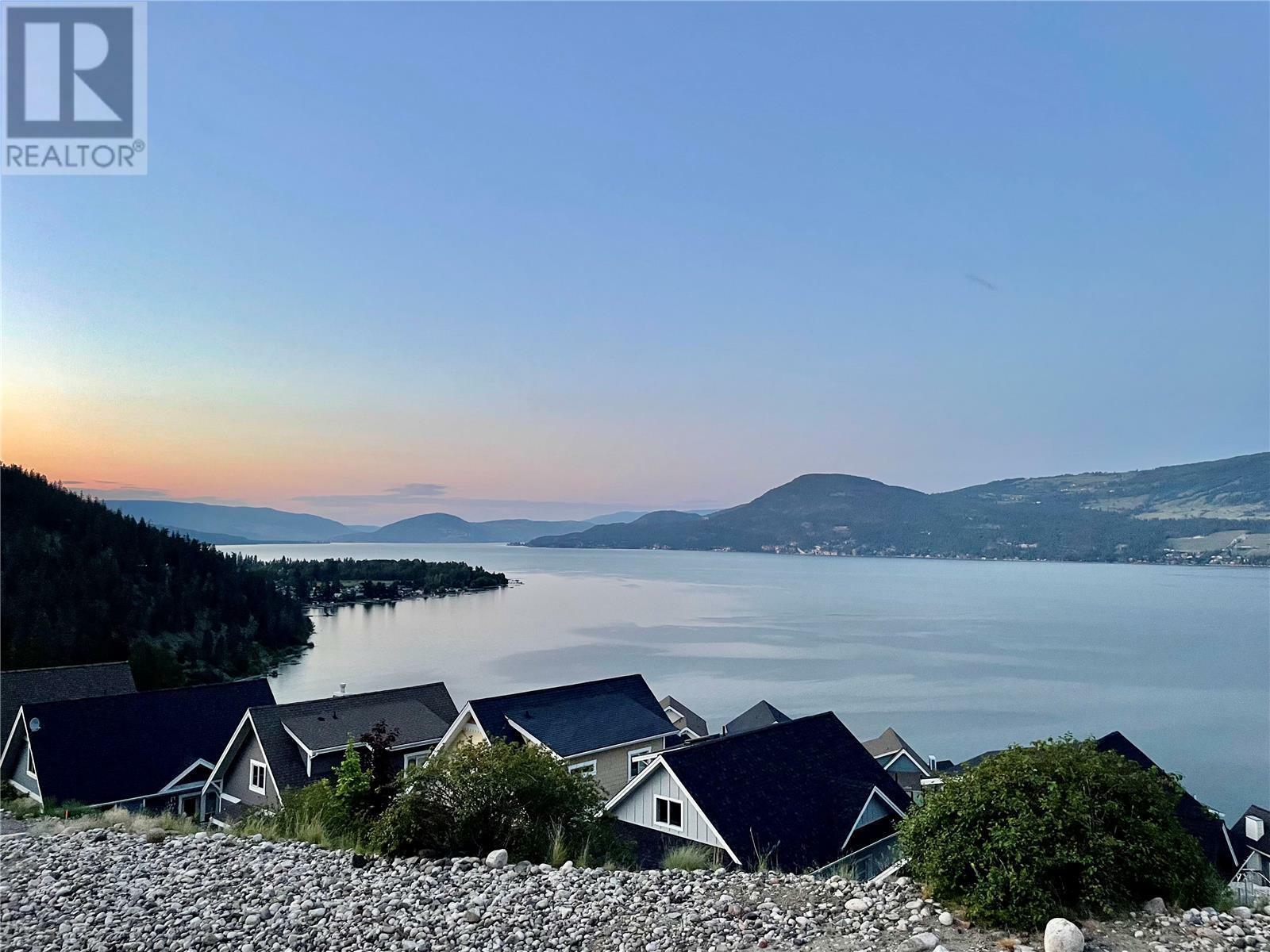 KELOWNA, British Columbia, V1Z 3R8, CA, 3 Bedrooms Bedrooms, ,2 BathroomsBathrooms,Residential,For Sale,1836917