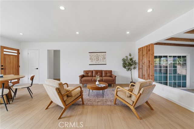 Gardena, California, 90249, United States, 3 Bedrooms Bedrooms, ,2 BathroomsBathrooms,Residential,For Sale,1987394