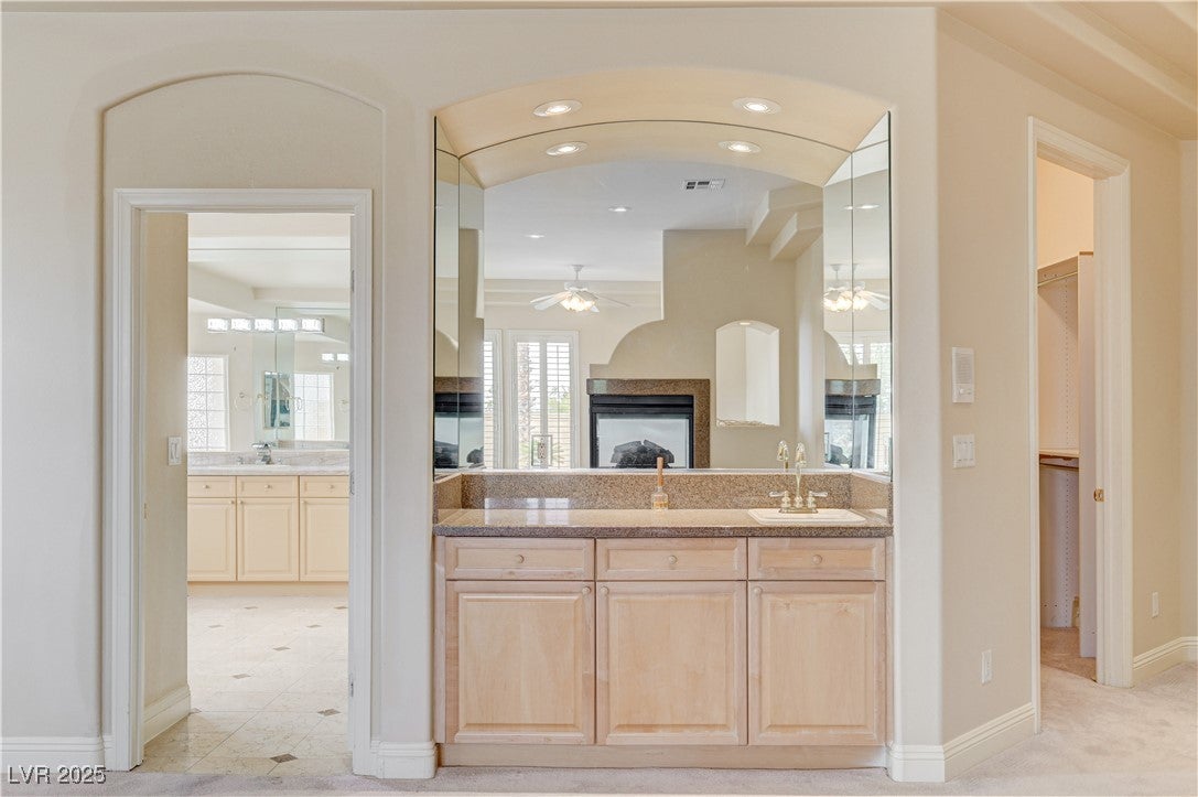 Las Vegas, Nevada, 89117, United States, 4 Bedrooms Bedrooms, ,5 BathroomsBathrooms,Residential,For Sale,2005418