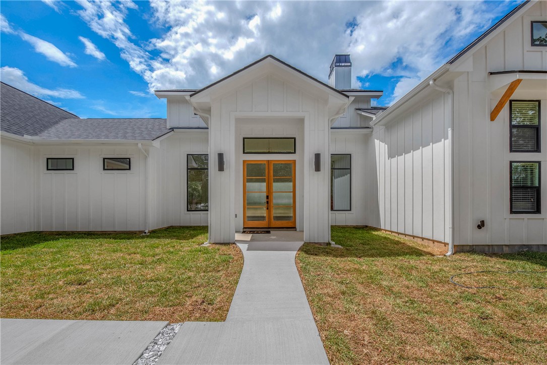 Franklin, Texas, 77856, United States, 4 Bedrooms Bedrooms, ,4 BathroomsBathrooms,Residential,For Sale,1920948