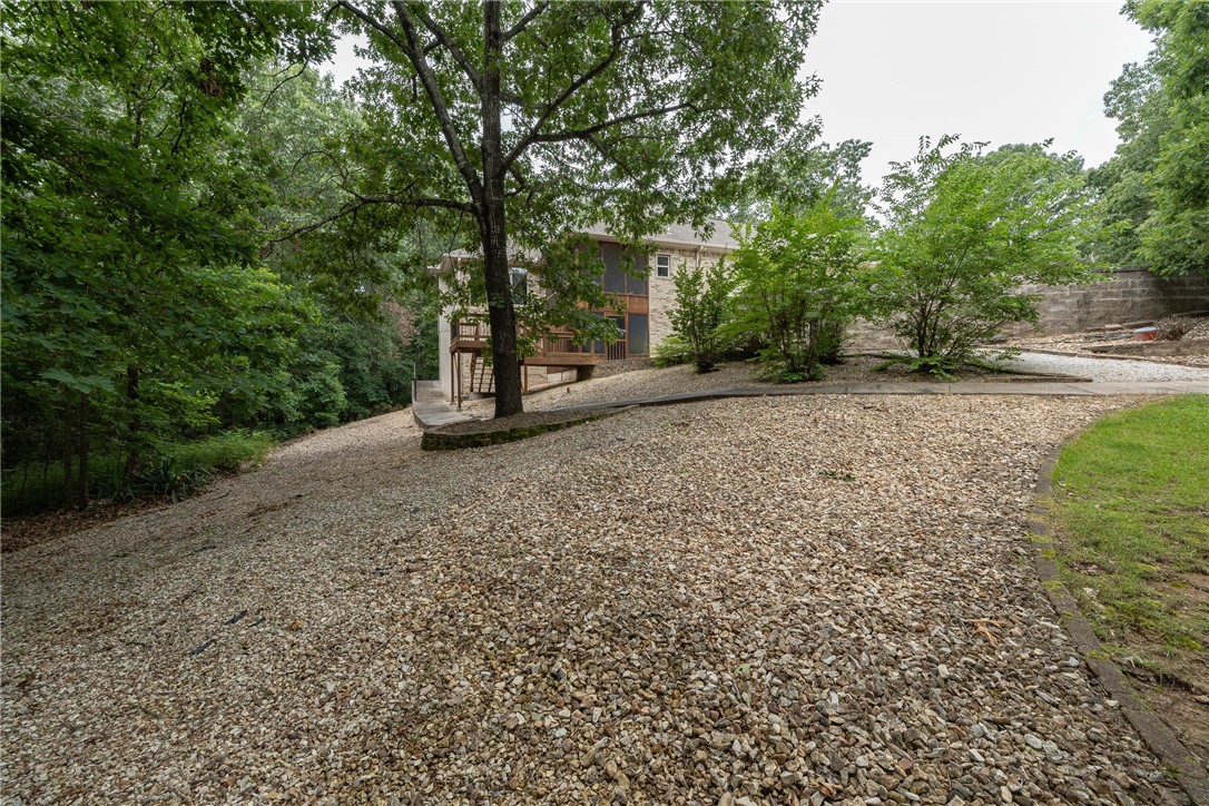 Bella Vista, Arkansas, 72715, United States, 3 Bedrooms Bedrooms, ,4 BathroomsBathrooms,Residential,For Sale,1941040