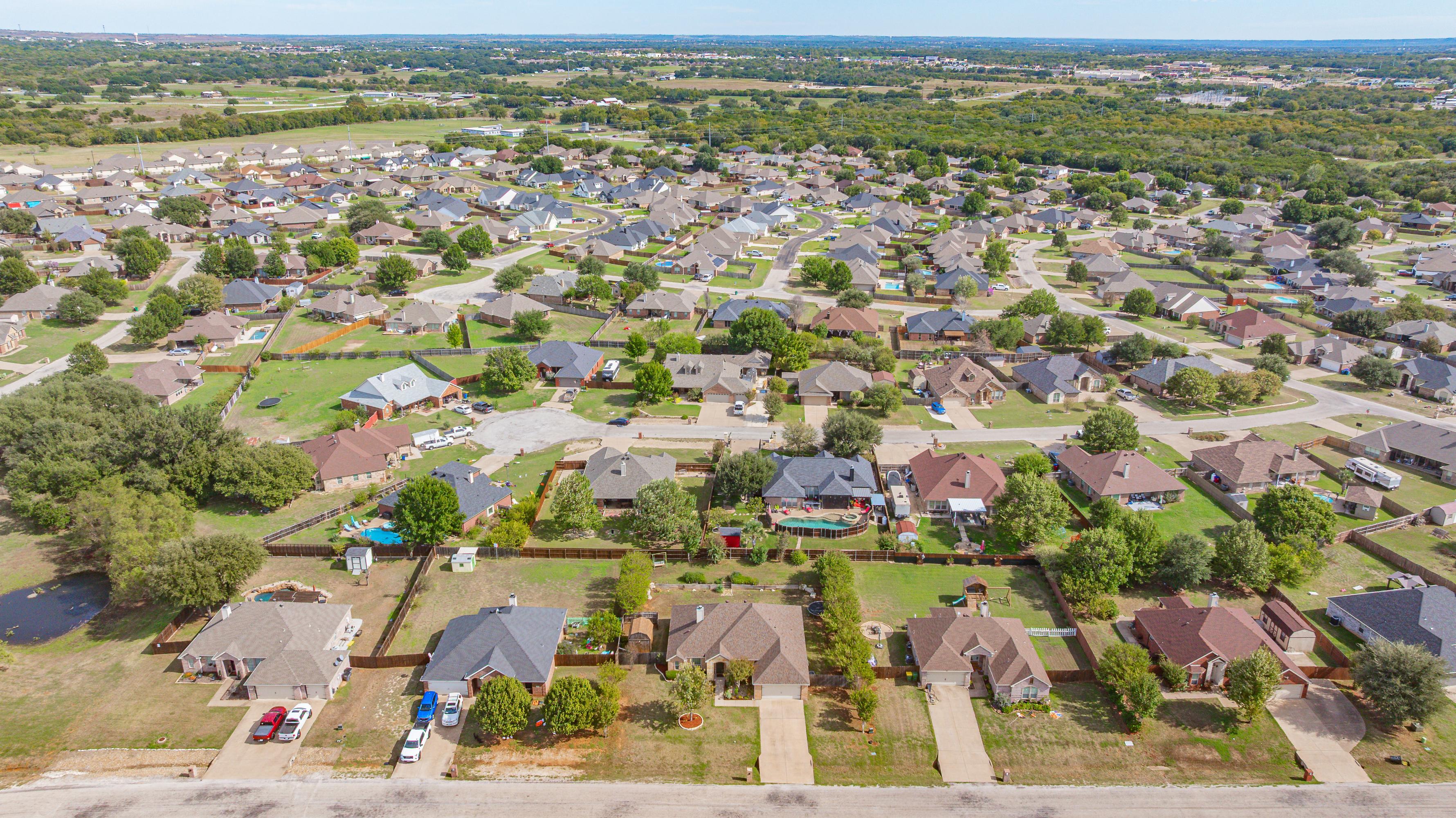  3128 Meandering Way, Granbury, TX, 76049 - 物件實景