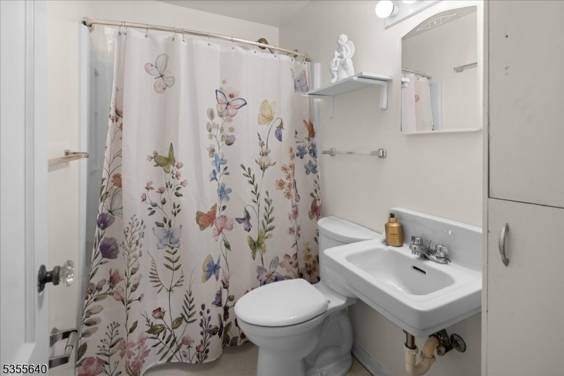 Montgomery Twp., New Jersey, 08540, United States, 6 Bedrooms Bedrooms, ,6 BathroomsBathrooms,Residential,For Sale,1847578