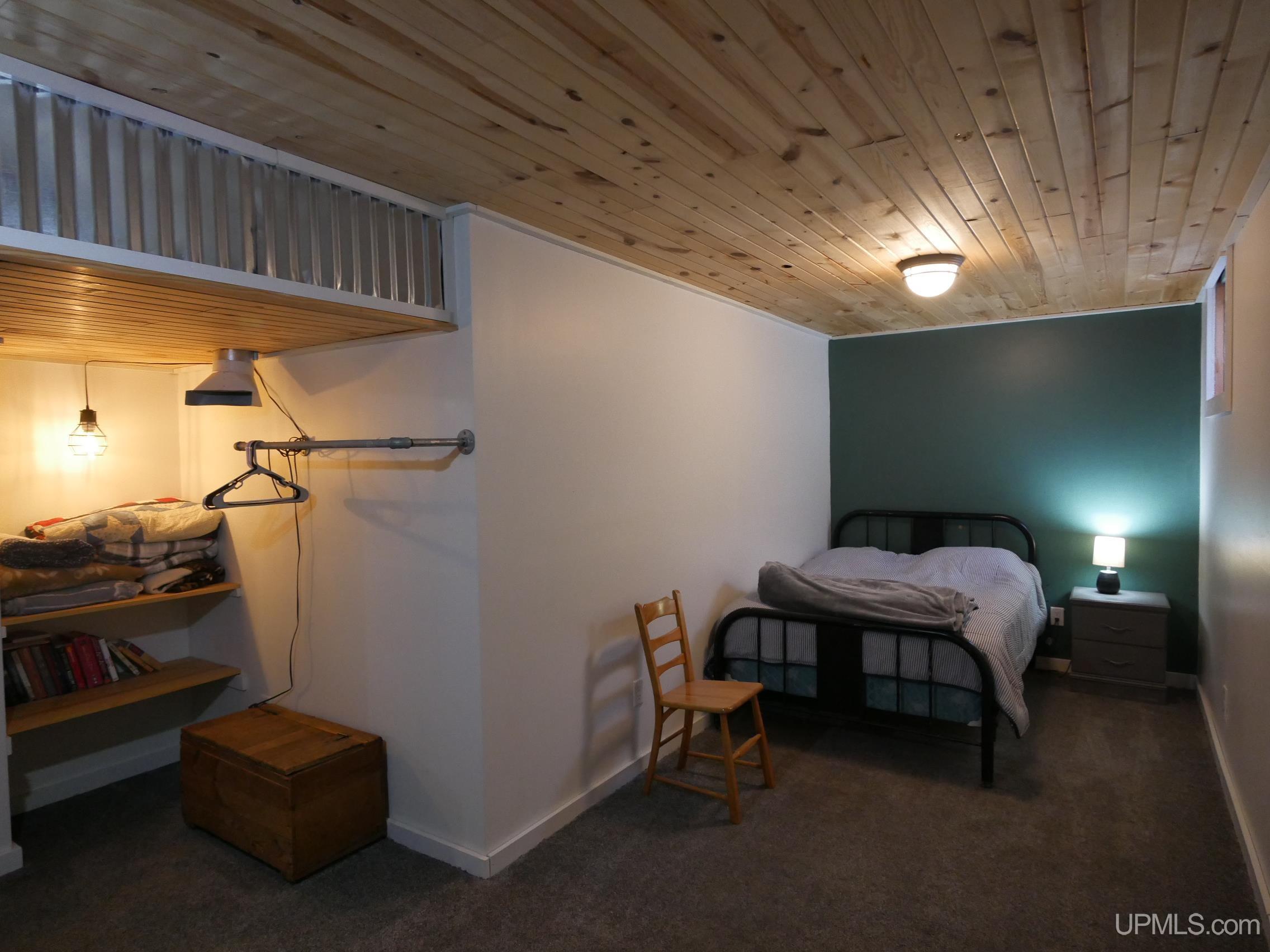 Houghton, Michigan, 49931, United States, 4 Bedrooms Bedrooms, ,3 BathroomsBathrooms,Residential,For Sale,1924380