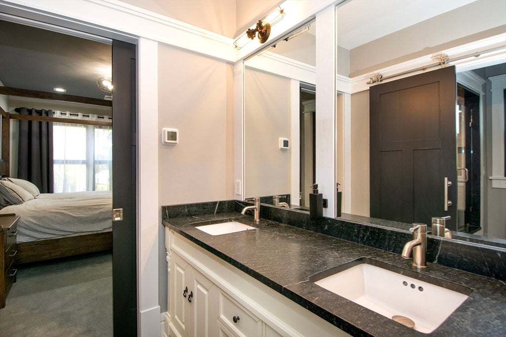 Carver, Massachusetts, 02330, United States, 5 Bedrooms Bedrooms, ,6 BathroomsBathrooms,Residential,For Sale,2005561